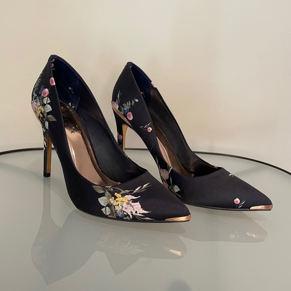 Ted Baker London Izibelp Blue Floral 